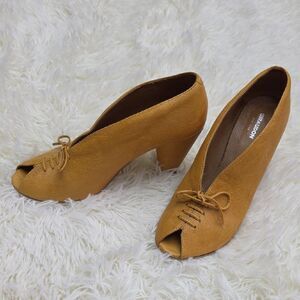 Vintage Giraudon New York Tan Elegant Heels for Stylish Occasions